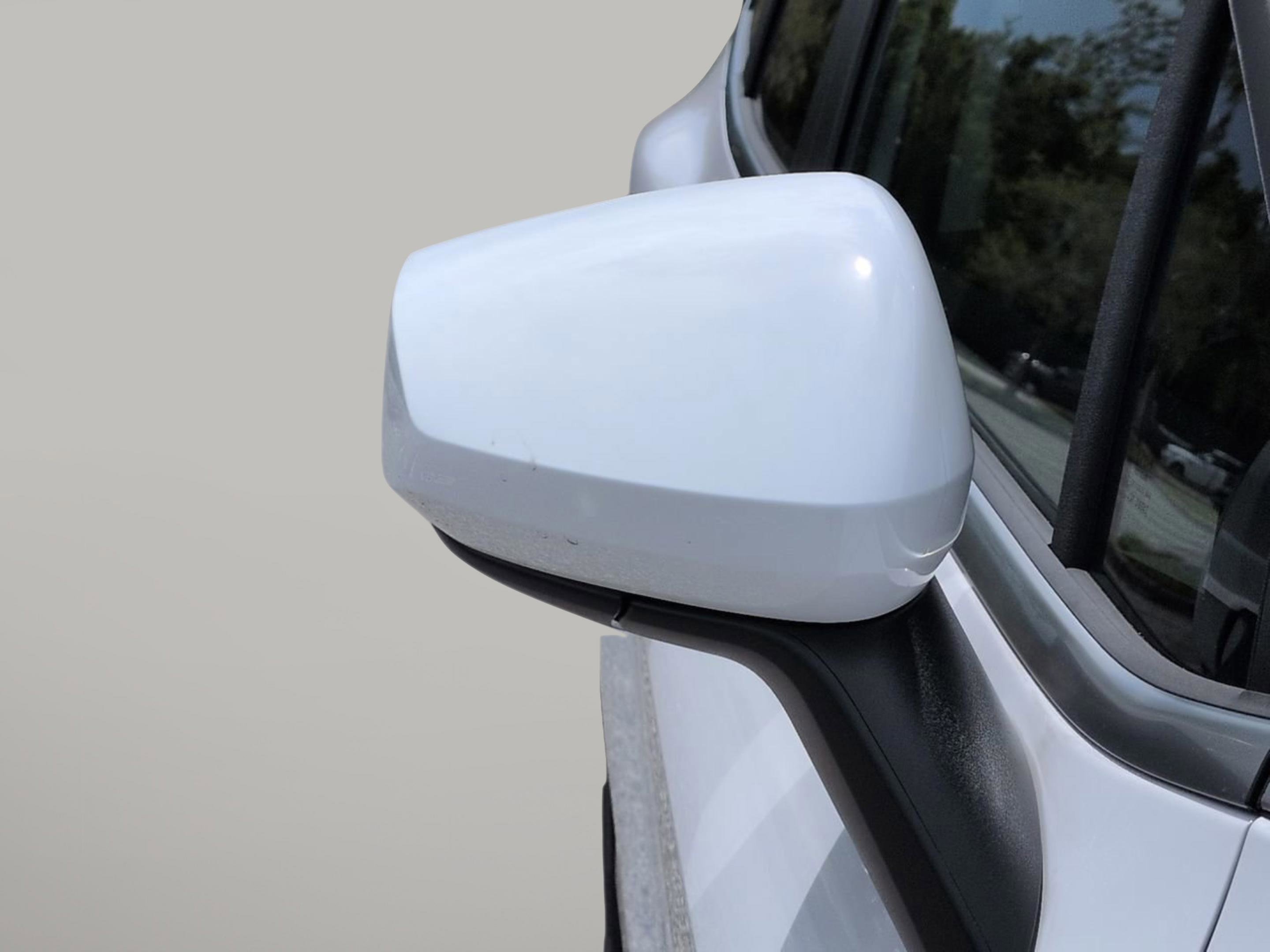 New 2026 Glacial White Kia LX image 14