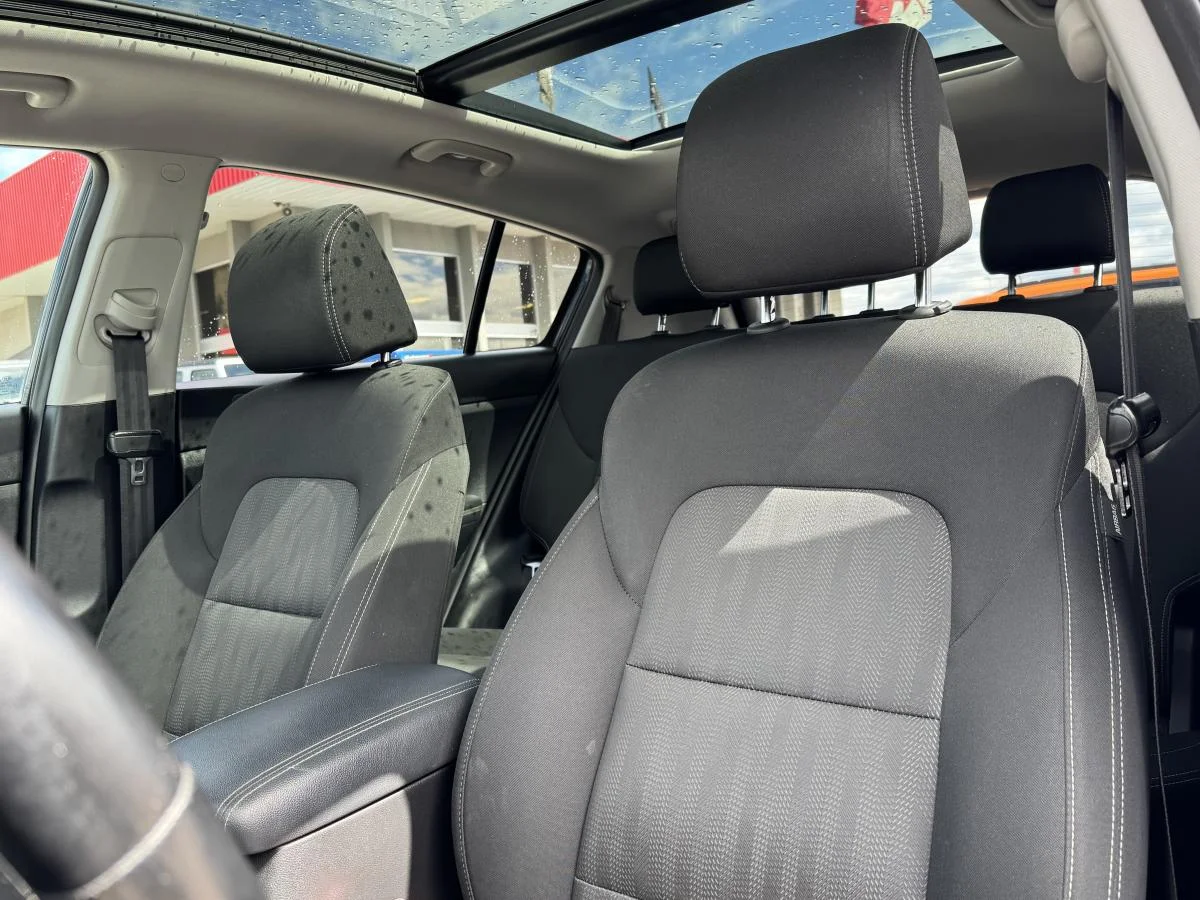 Used 2020 Black Kia Ex S image 16