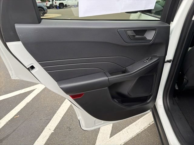 Used 2022 White Ford SE image 24