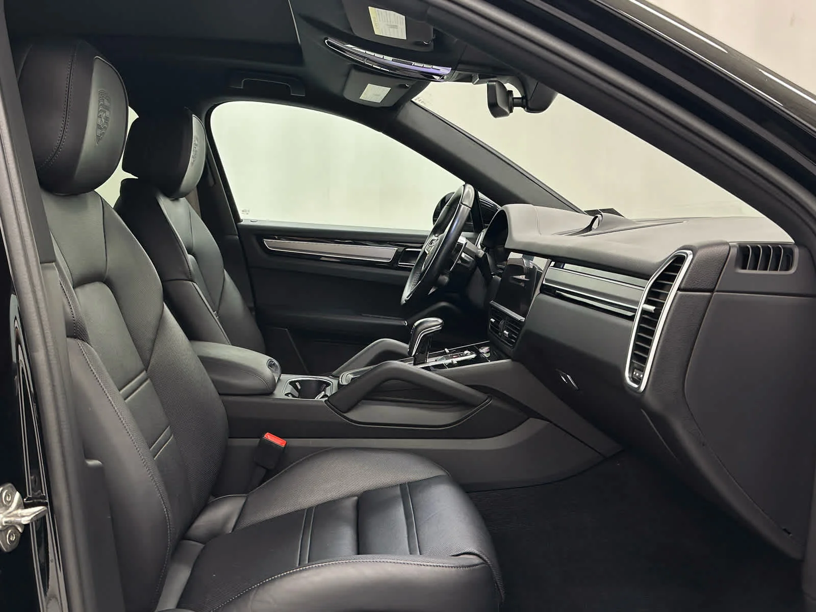 Used 2022 Black Porsche S Platinum Edition image 18