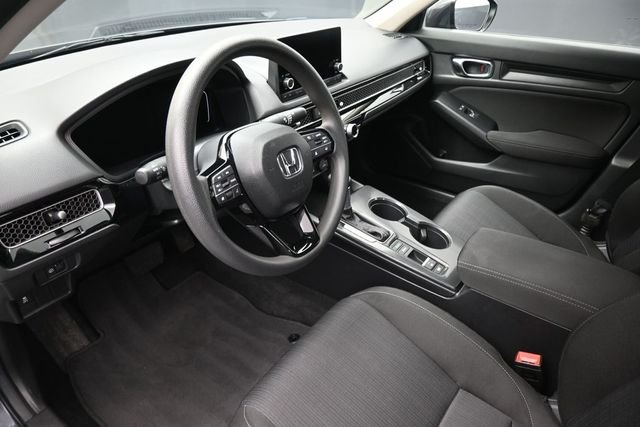 Used 2025  Honda LX image 18