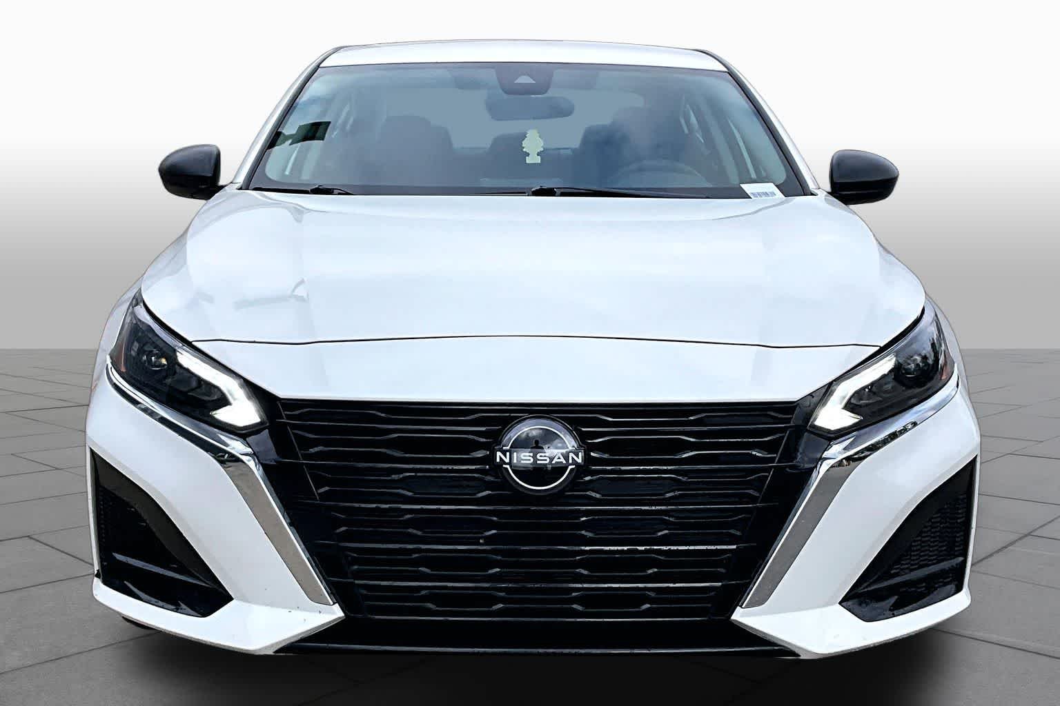 Pre-Owned 2025 Nissan Altima SV