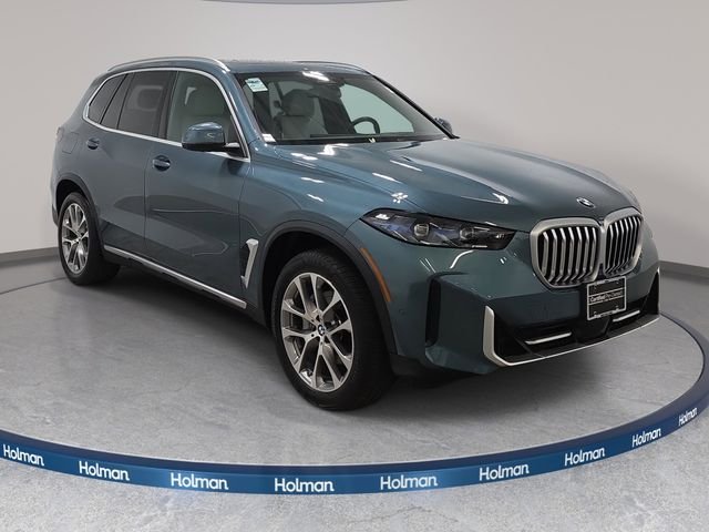 Certified Used 2026 Blue Ridge Mountain Metallic BMW xDrive40i image 3
