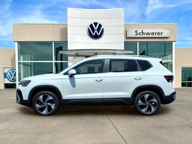 2026 Volkswagen Taos 1.5T SE 4Motion's photo