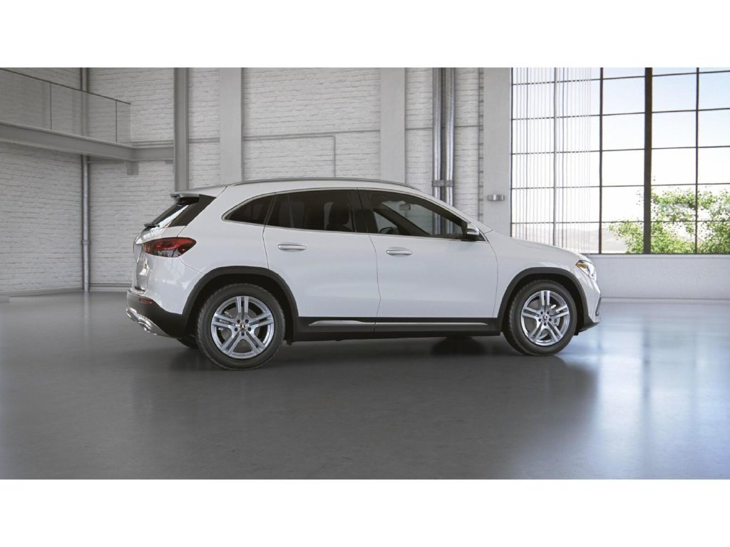 Certified Used 2023 Polar White Mercedes-Benz GLA 250 4MATIC® image 19