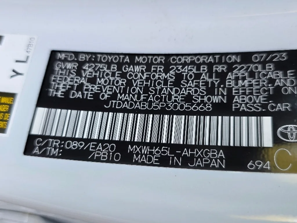 Used 2023 Wind Chill Pearl Toyota XLE image 35