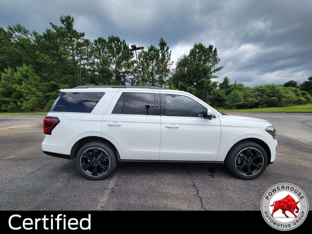 Used 2023 White Ford Limited image 7