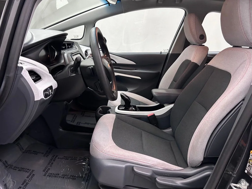 Used 2020 Gray Chevrolet LT image 12