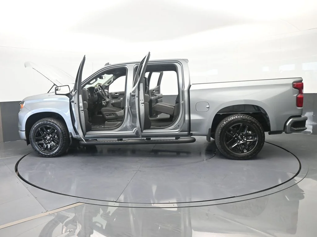 Used 2025 Sterling Gray Metallic Chevrolet Custom image 66