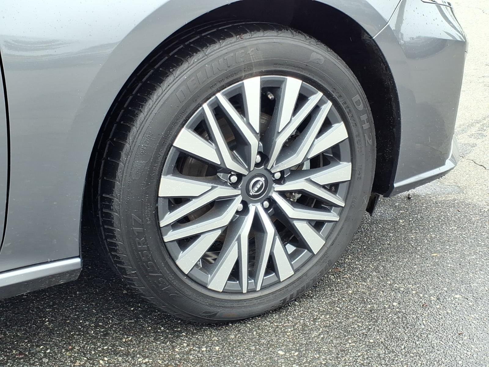 Used 2024 Gun Metallic Nissan 2.5 SV image 11