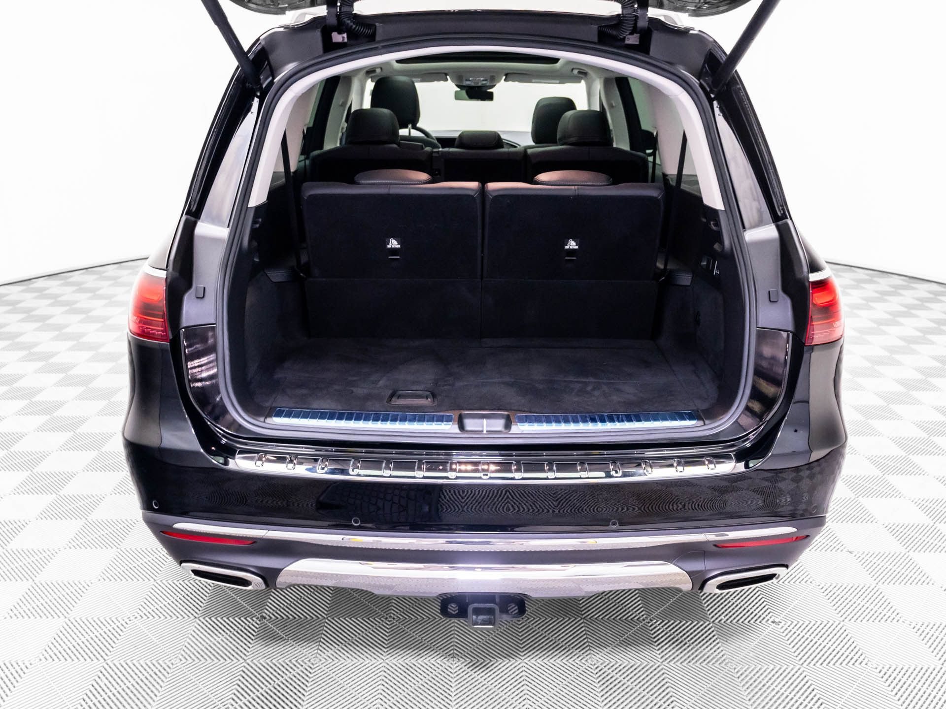 New 2026 Black Mercedes-Benz GLS 450 image 70