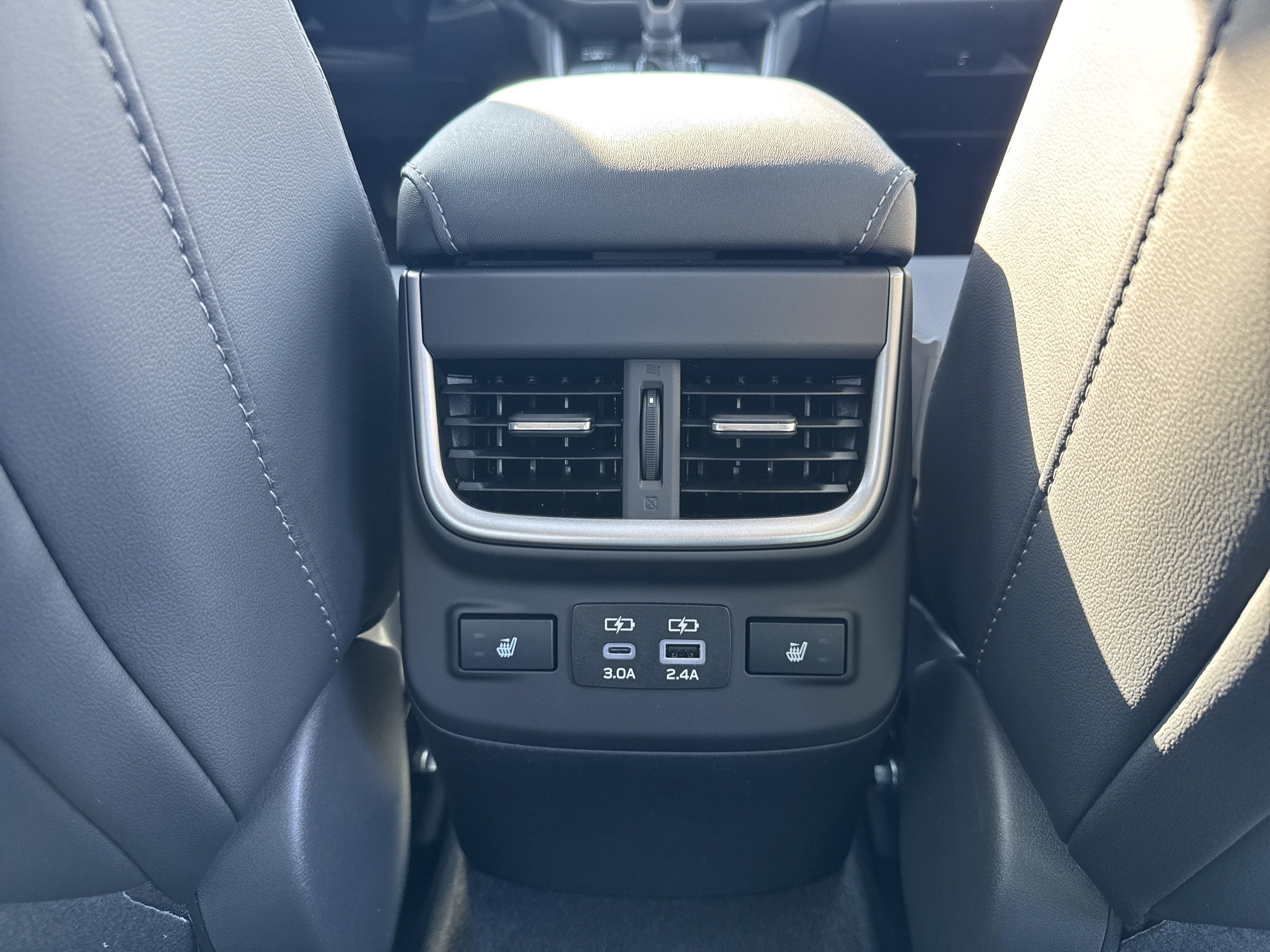 2025 Subaru Legacy Limited - Photo 28