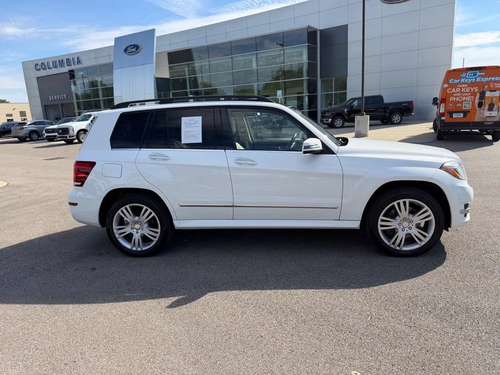 Used 2014 White Mercedes-Benz GLK 250 image 7