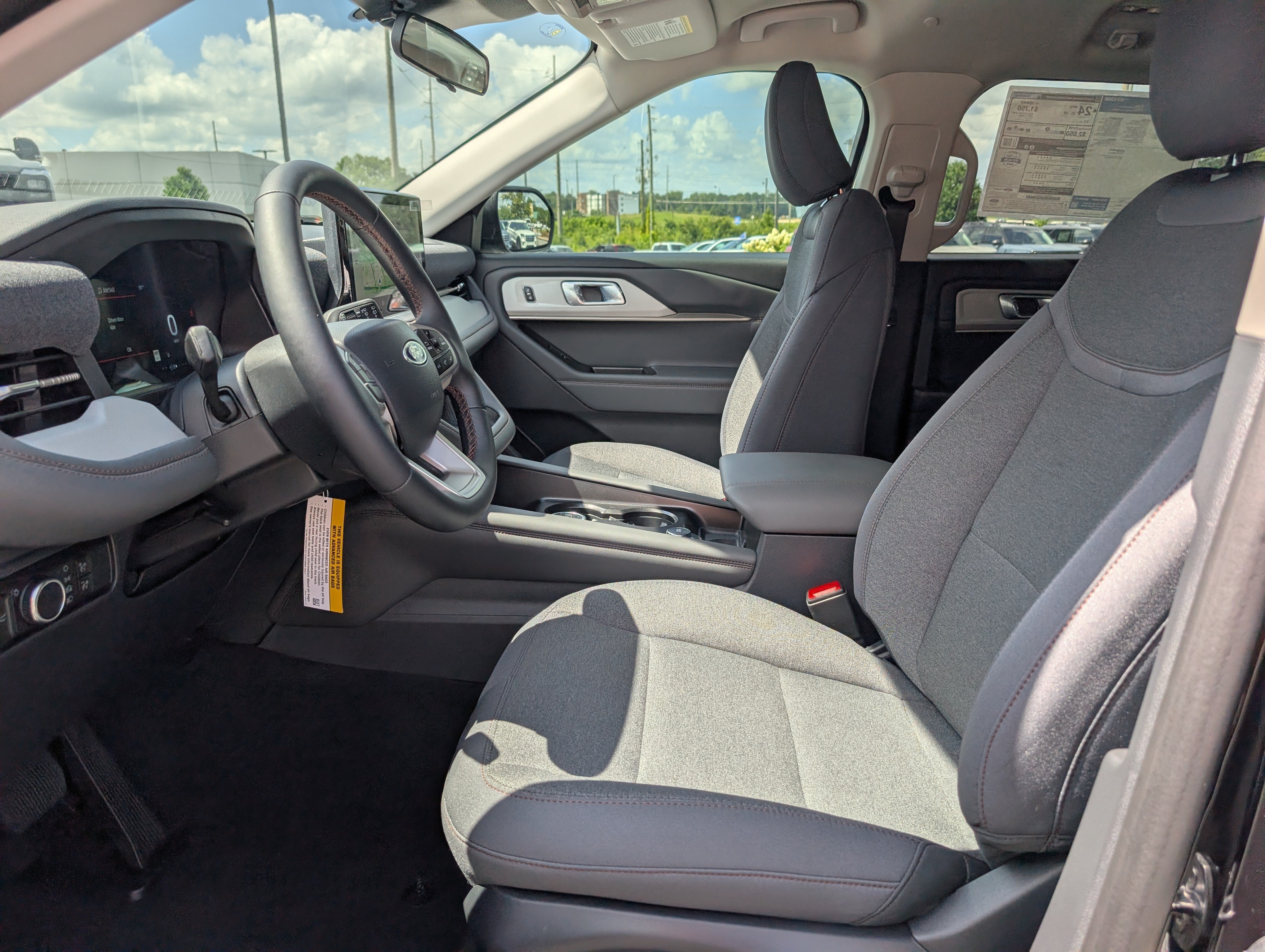 New 2026 Agate Black Metallic FORD Active image 18
