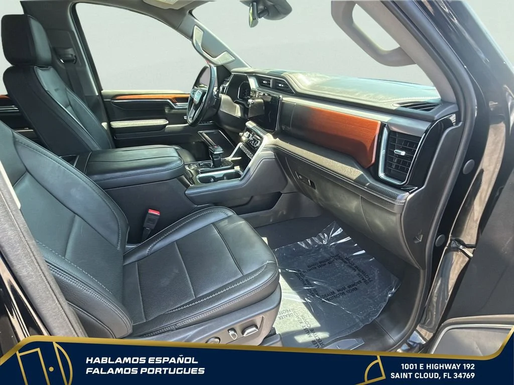 Used 2023 Onyx Black GMC Denali image 28