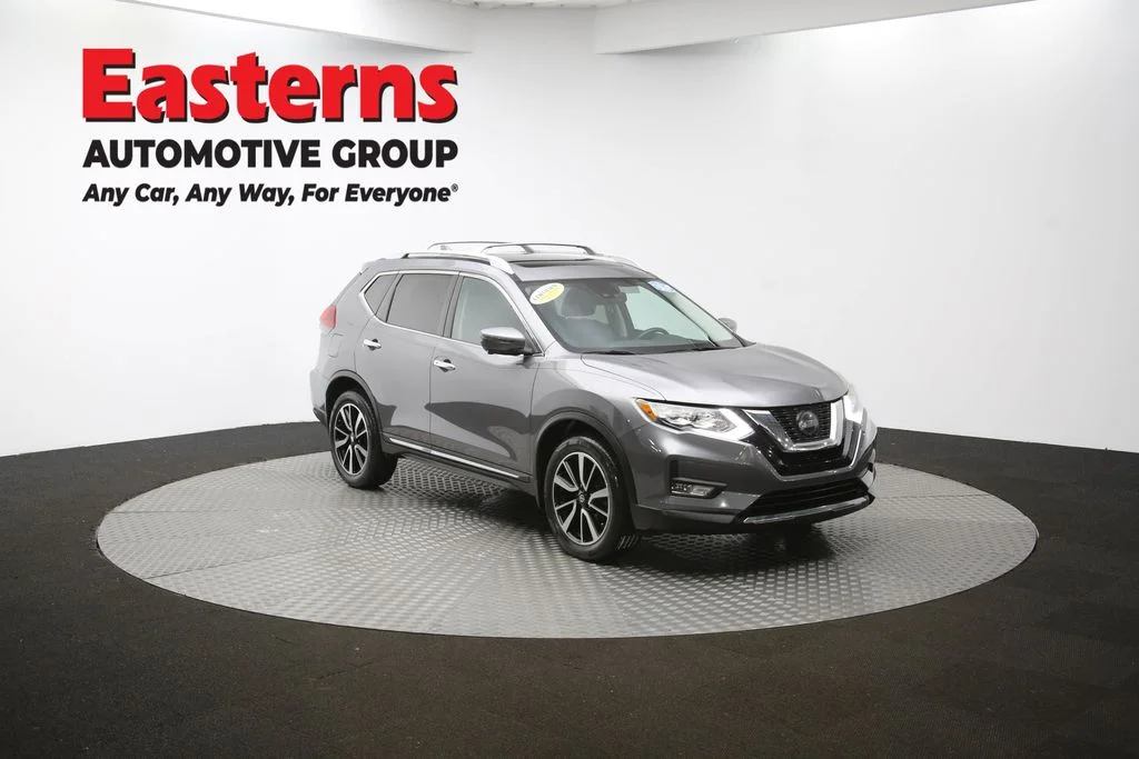 Used 2019 Gray Nissan SL image 52