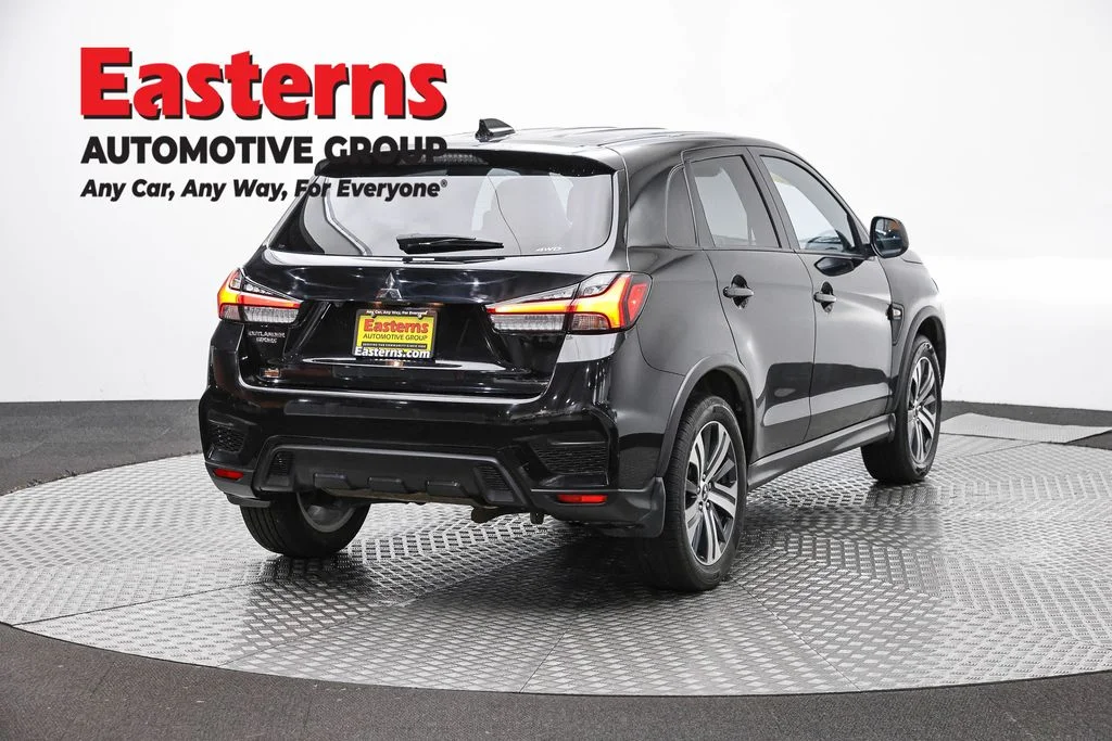 Used 2022 Black Mitsubishi 2.0 ES image 5