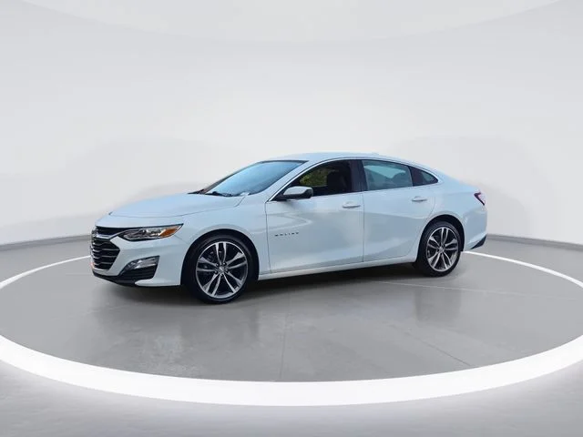Used 2024 White Chevrolet LT image 4
