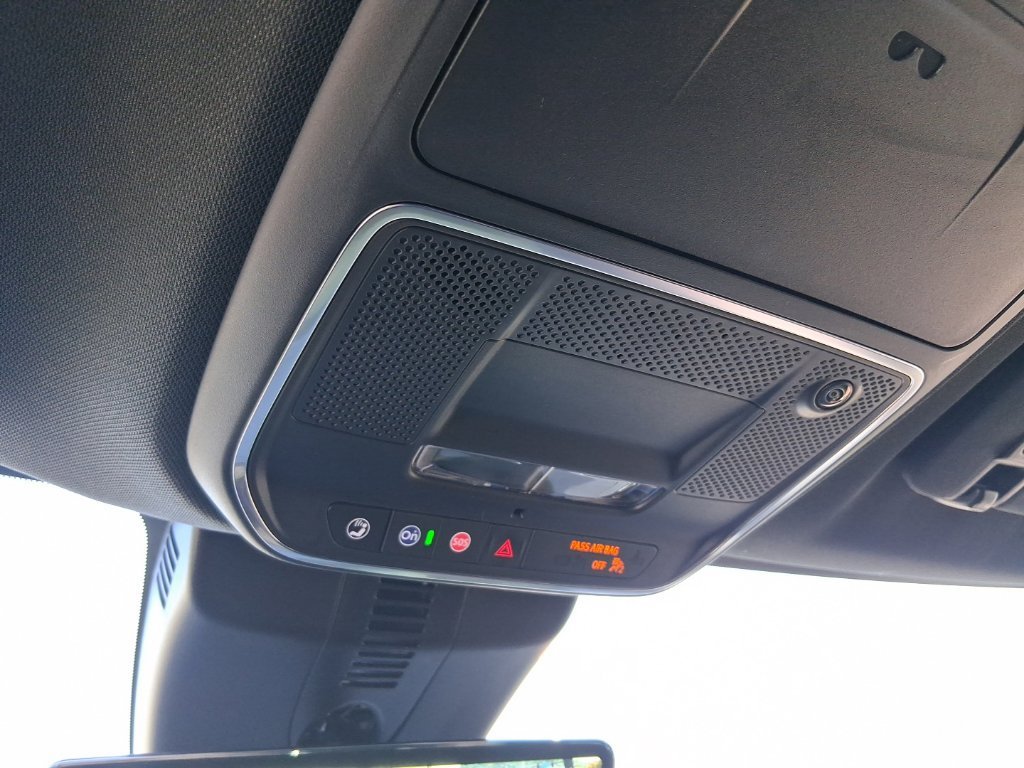 2027 Chevrolet Traverse RS - Photo 28
