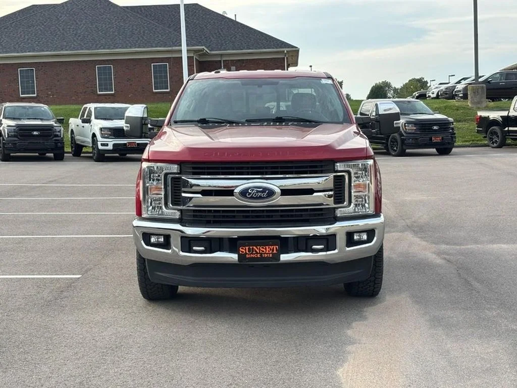 Used 2017 Ruby Red Metallic Tinted Clearcoat Ford XLT image 8