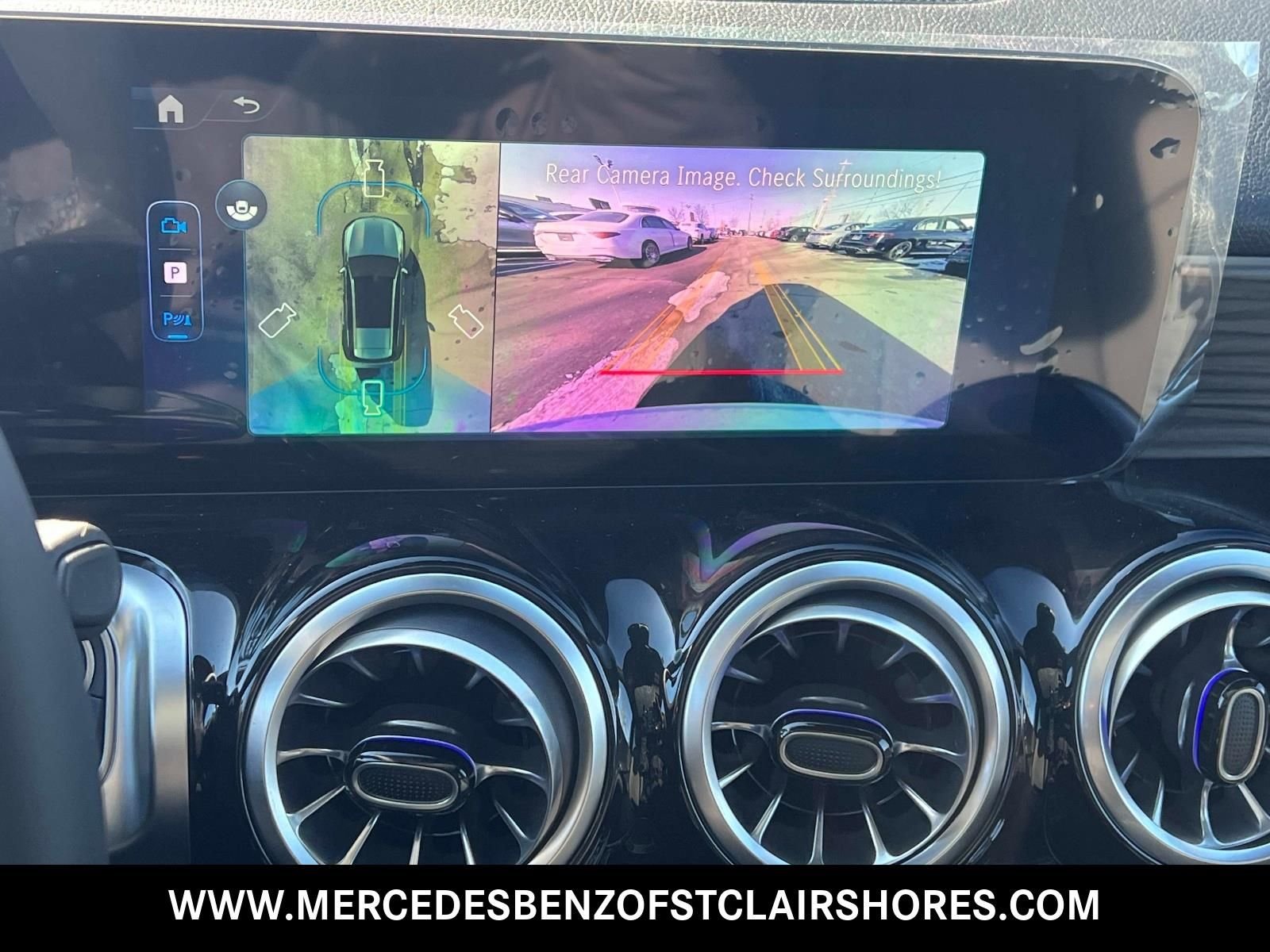 New 2026 Cirrus Silver Metallic Mercedes-Benz GLB 250 image 25