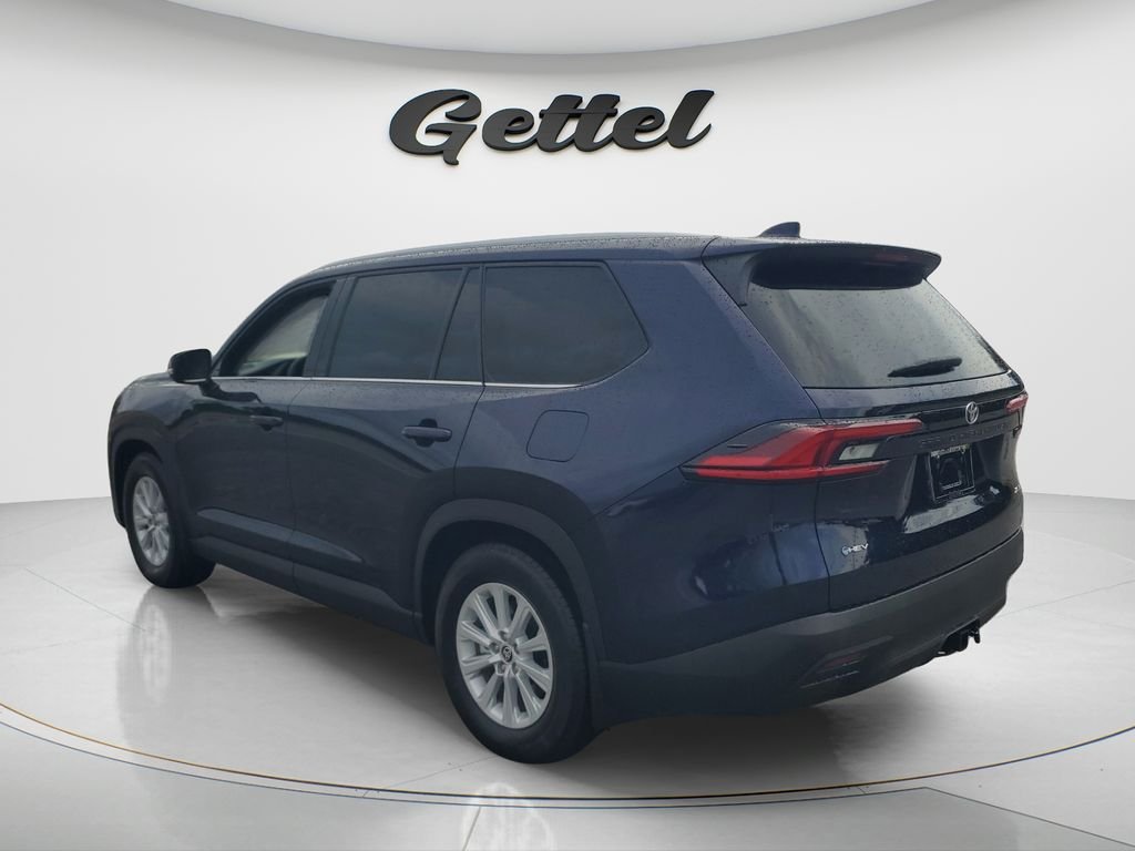 Certified Used 2026  Toyota XLE image 7