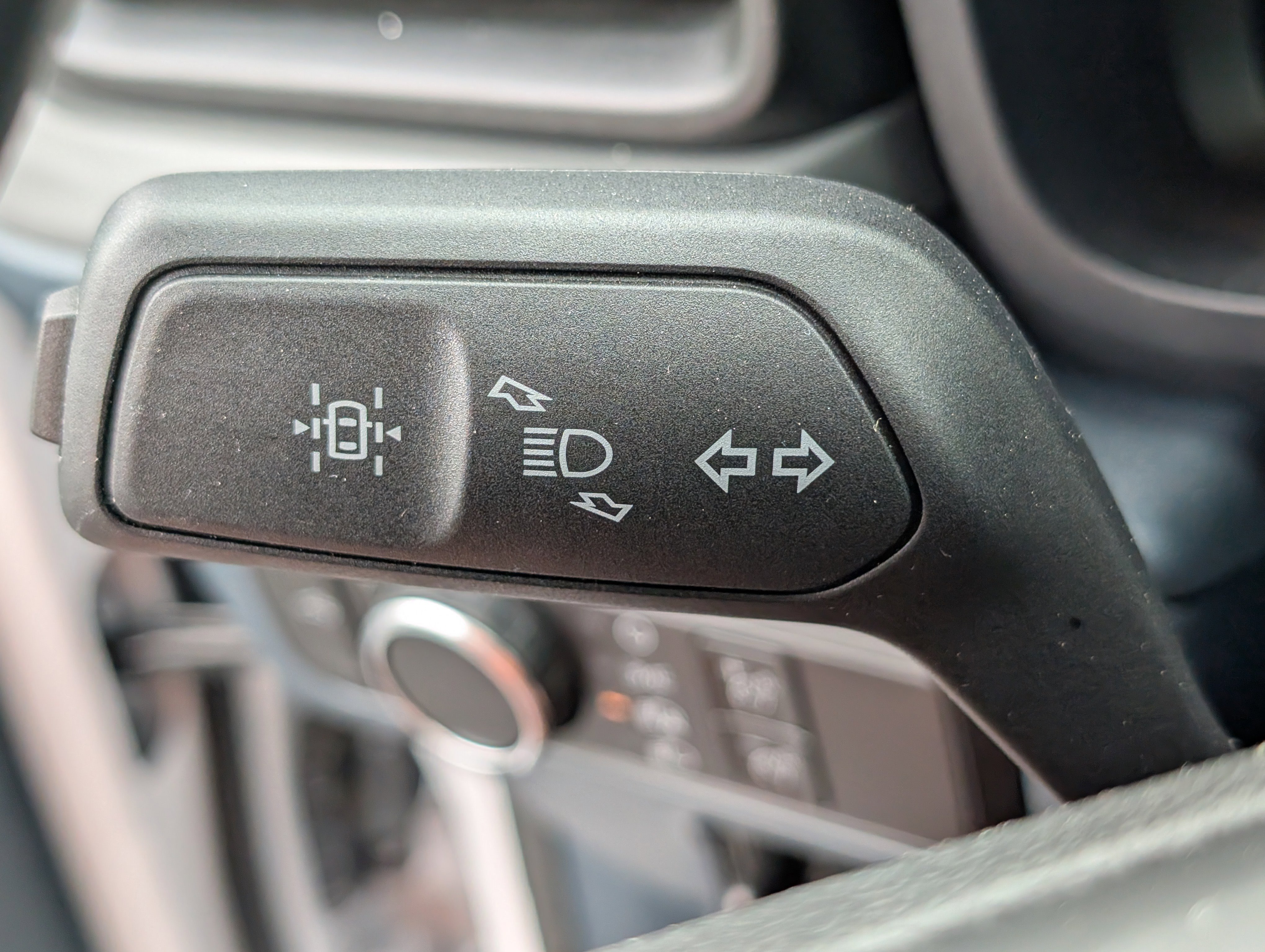 2025 Ford Maverick XL - Photo 25