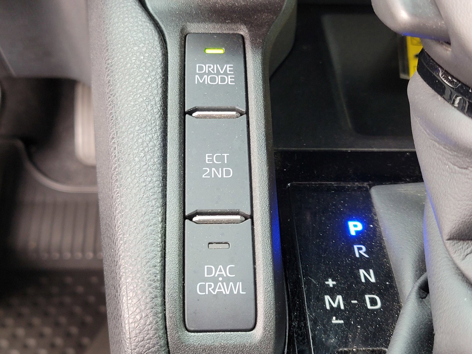 Certified Used 2025 White Toyota  image 20