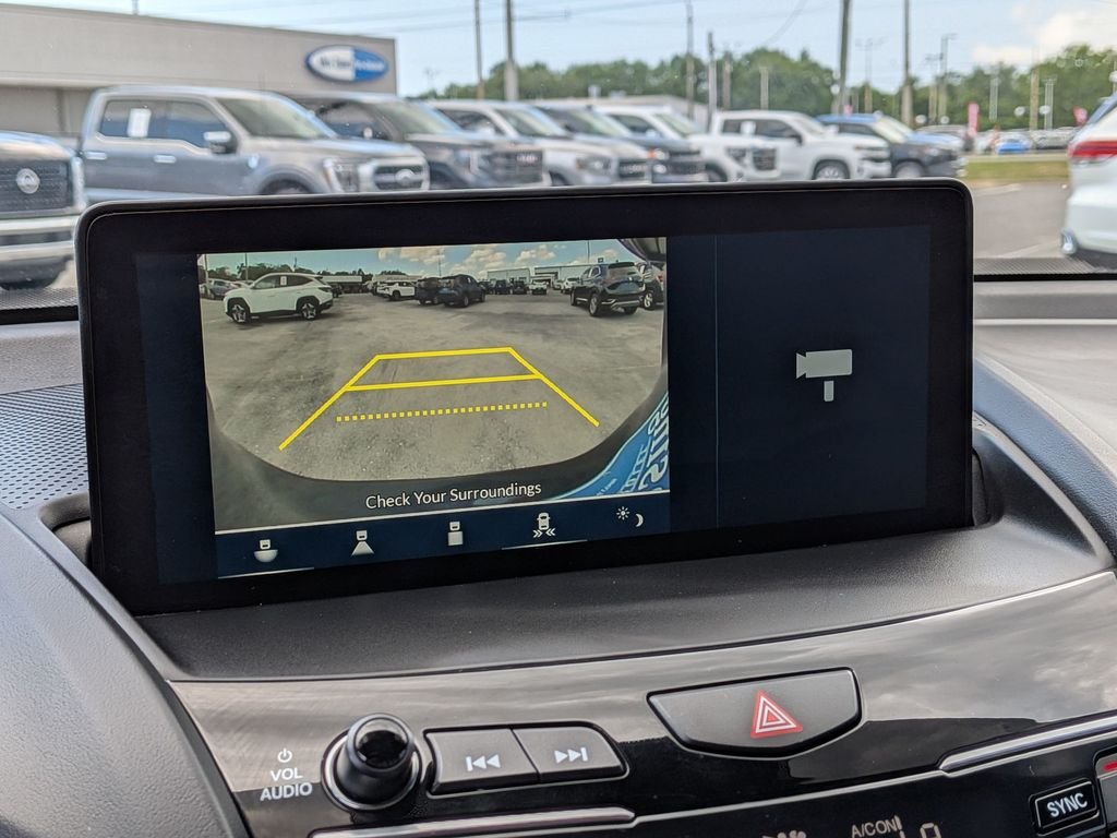 Used 2025  Acura Base image 26