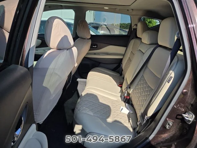 Used 2020 Brown Nissan Platinum image 8