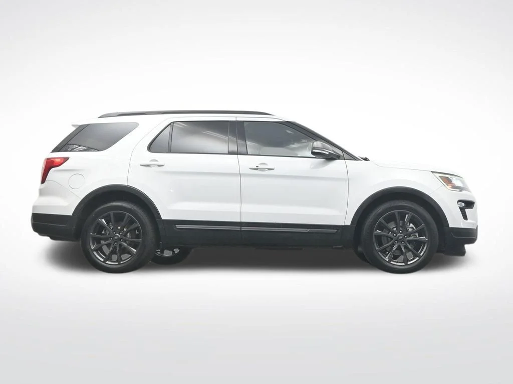 Used 2018 White Ford XLT image 35