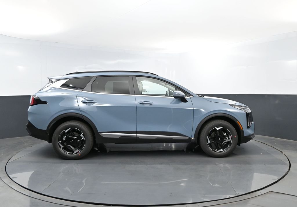 New 2026 Heritage Blue Kia EX image 4