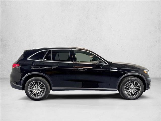 New 2026 Black Mercedes-Benz GLC 300 image 34