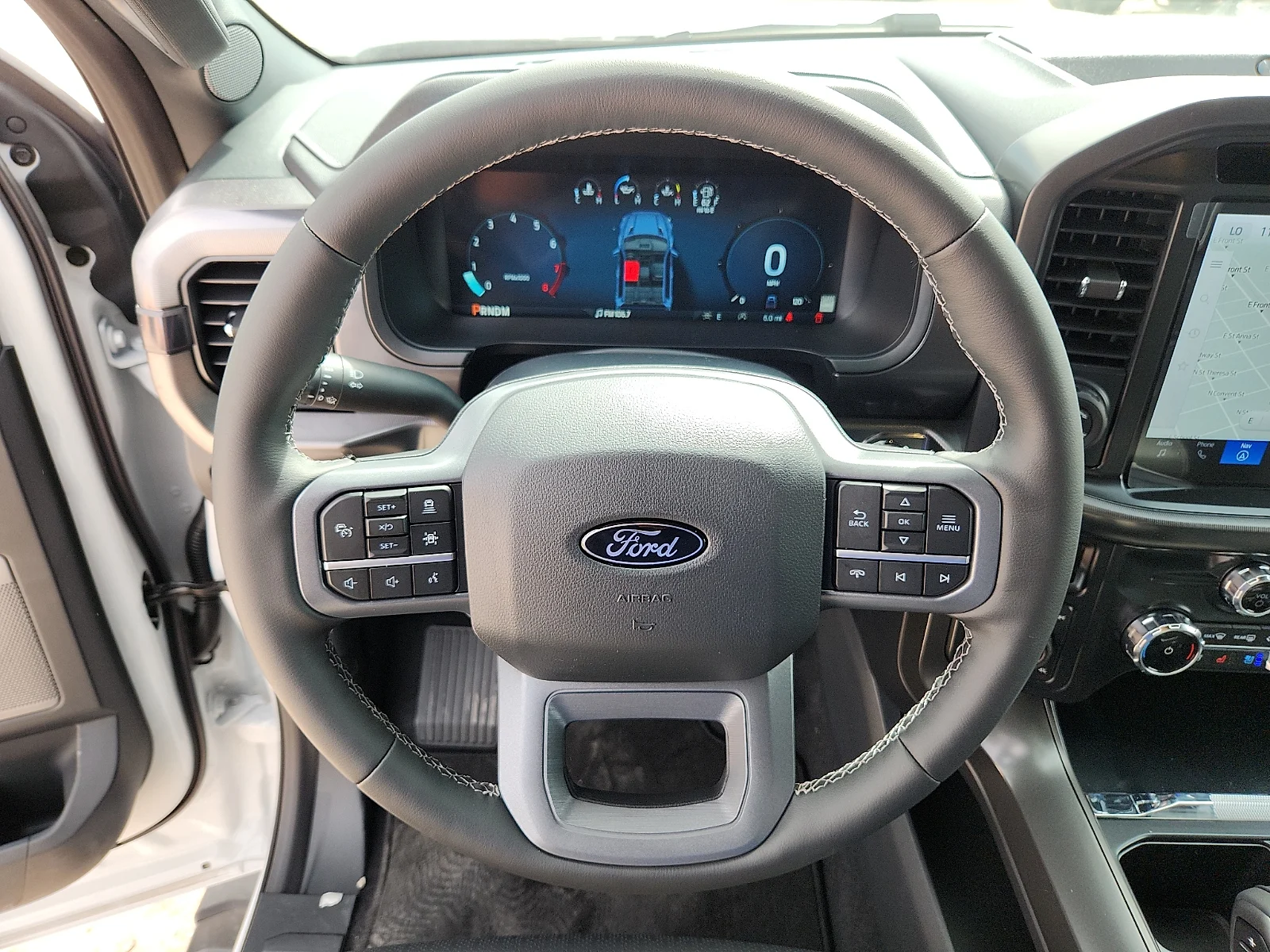 New 2026 Oxford White Ford Lariat image 21