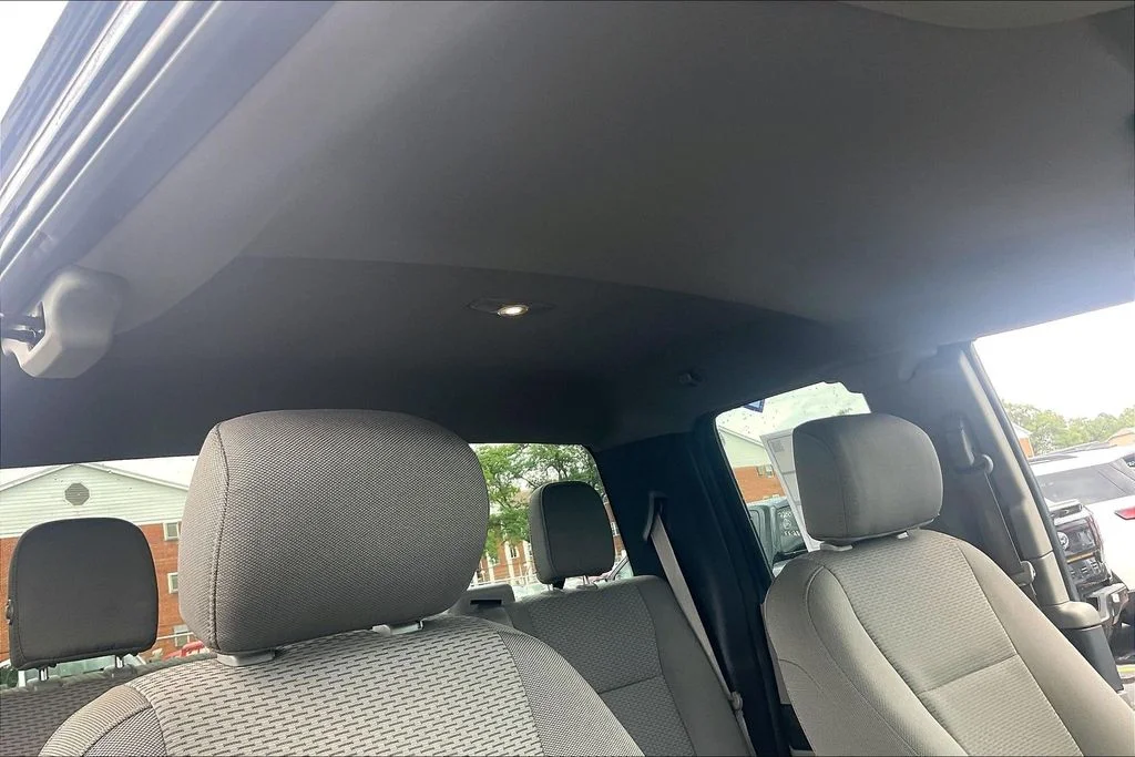 Used 2018 Blue Ford XLT image 21