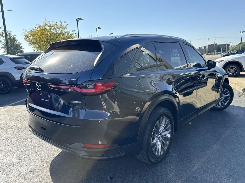 Used 2024 Blue Mazda Preferred image 3