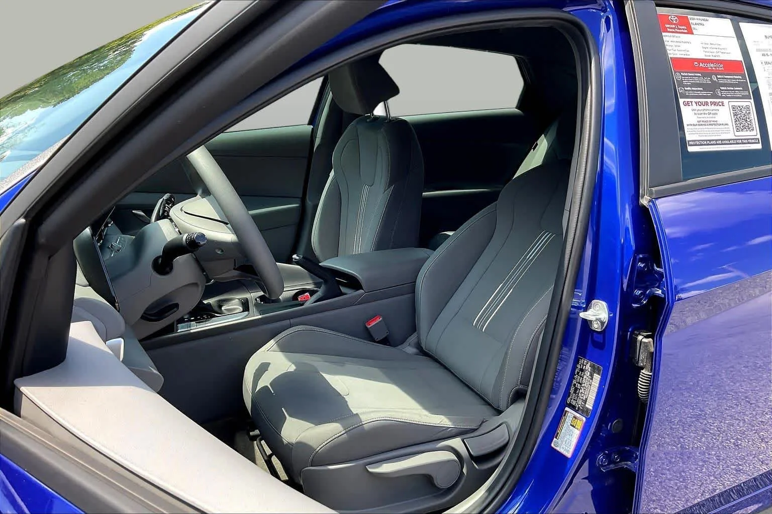 Used 2024 Intense Blue Hyundai SEL image 8