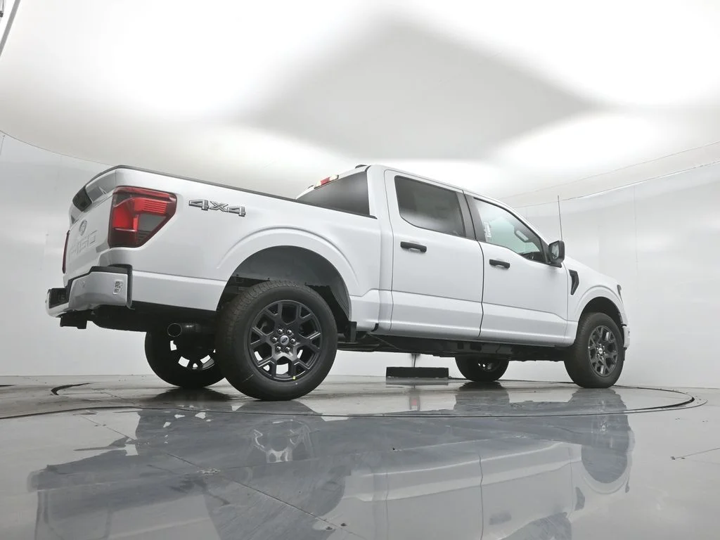New 2026 Oxford White Ford STX image 41