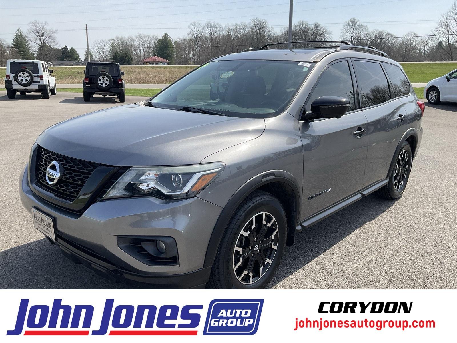 2019 Nissan Pathfinder SL
