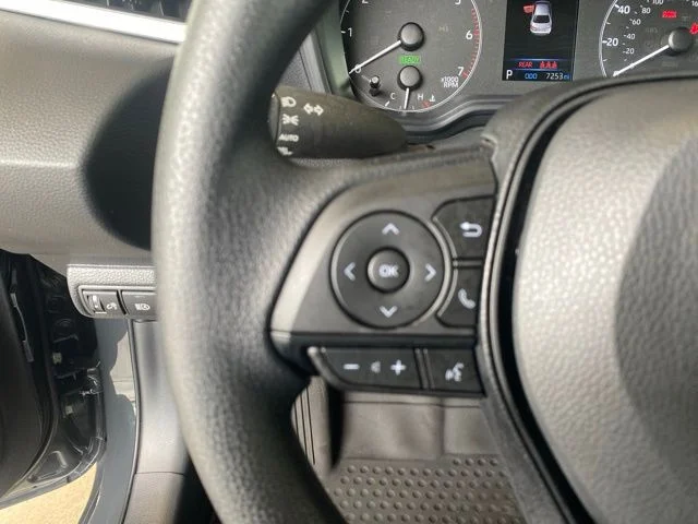Certified Used 2025  Toyota LE image 20