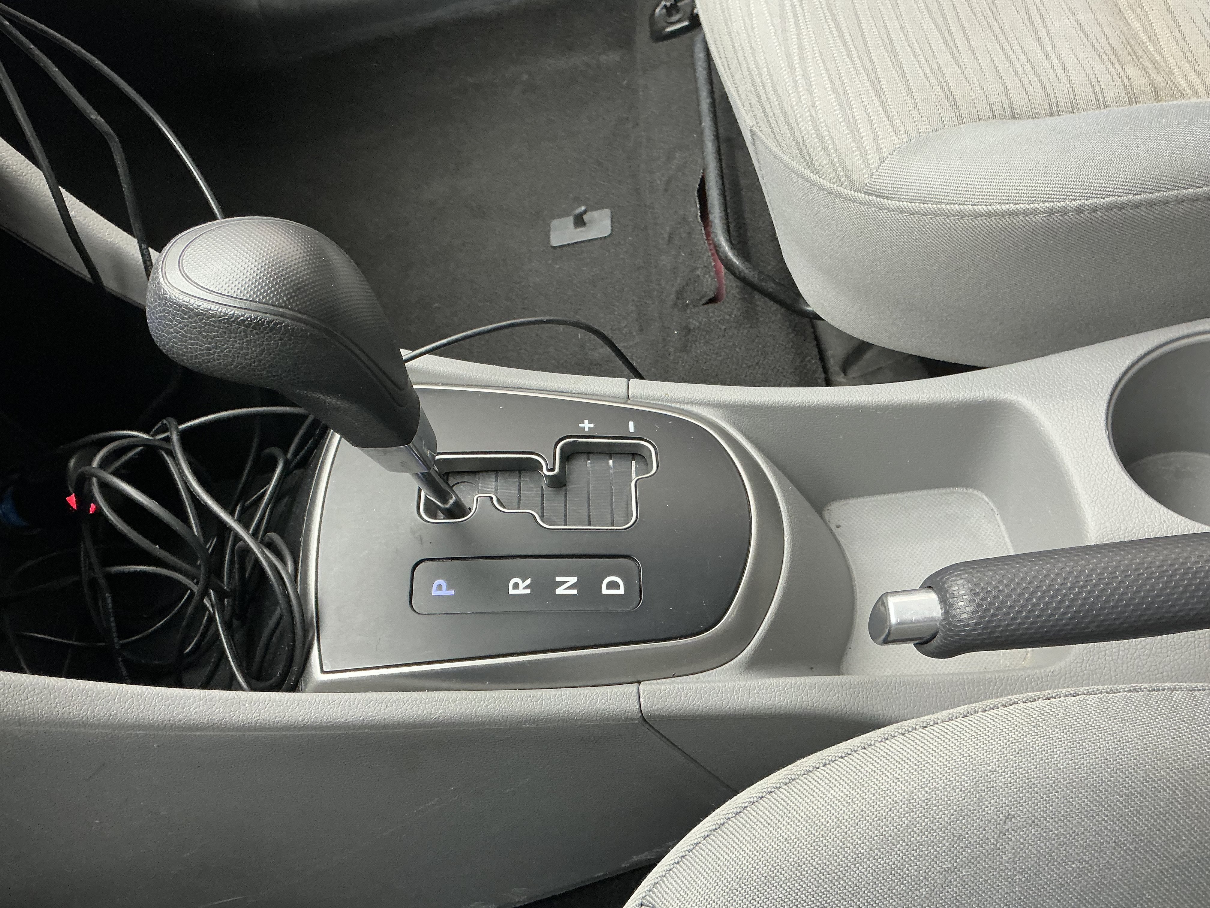 Used 2017 Boston Red Metallic Hyundai SE image 13