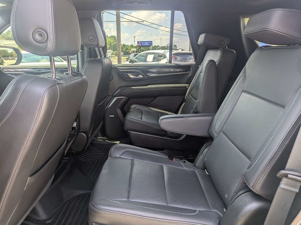 Used 2021 Black GMC Denali image 14
