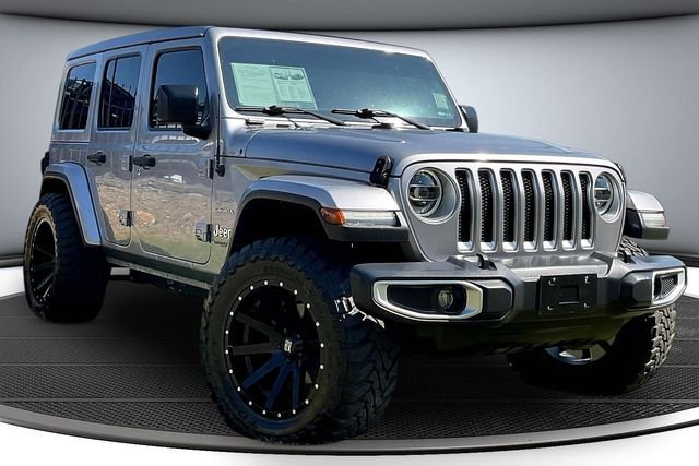 Used 2020 Silver Jeep Unlimited Sahara image 3