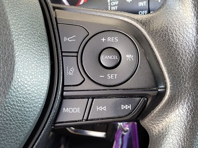 2024 Toyota RAV4 LE - Photo 25