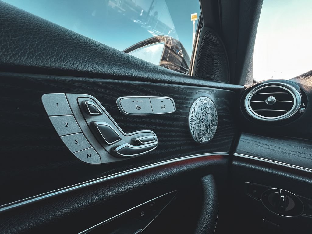 Used 2018 Black Mercedes-Benz E 300 image 31