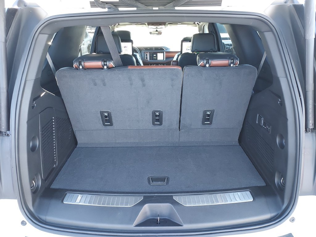 Certified Used 2024 White GMC Denali Ultimate image 9