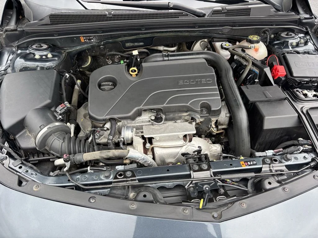 Used 2021 SHADOW GRAY METALLIC Chevrolet LT image 13