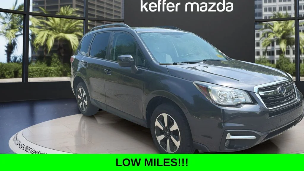 Used 2017 Dark Gray Metallic Subaru 2.5i Premium image 1