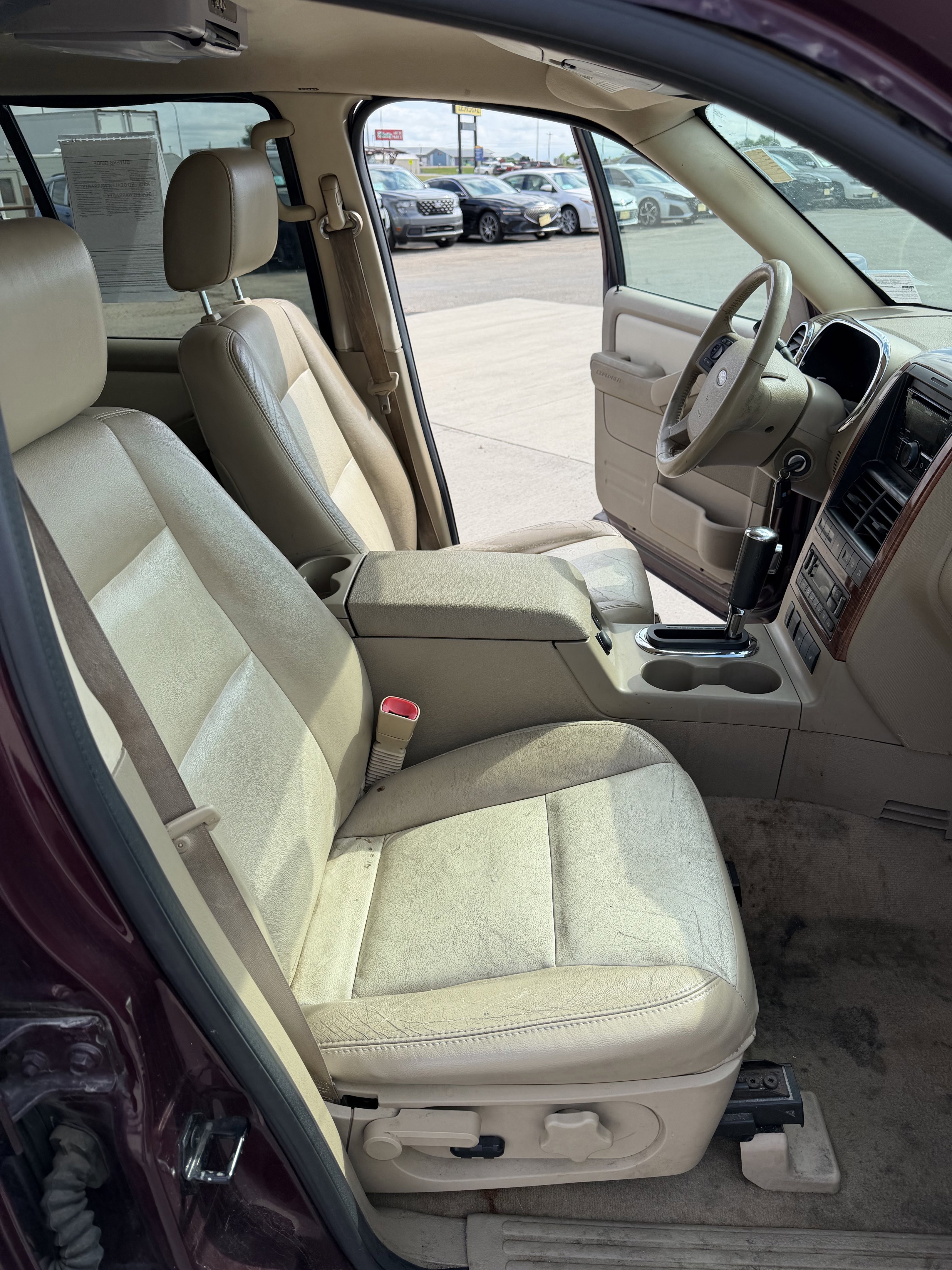 Used 2007 Red Ford Eddie Bauer image 11