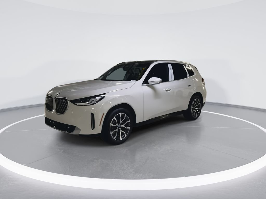 Used 2026 Alpine White BMW 30 xDrive image 4
